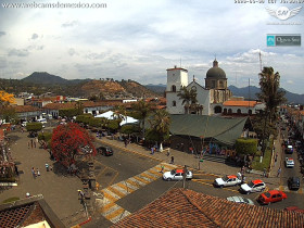 Imagen de vista previa de la cámara web Tacámbaro - Plaza del Pueblo